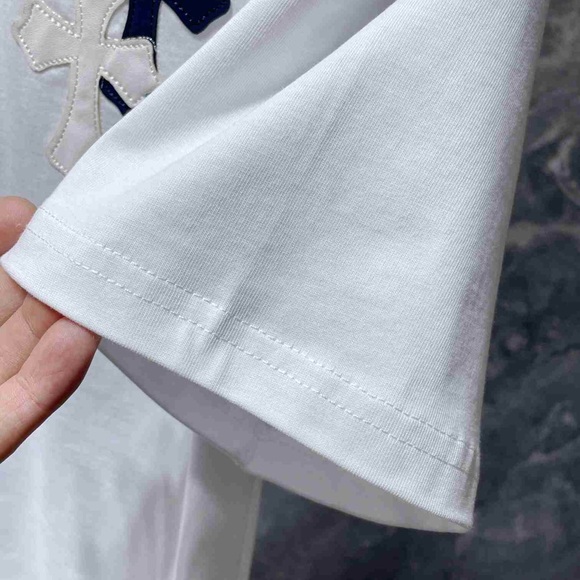 Chrome Hearts Men's White Short-Sleeve T-Shirt - Picture 5 of 6